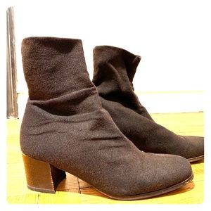 Women’s ankle high brown boots